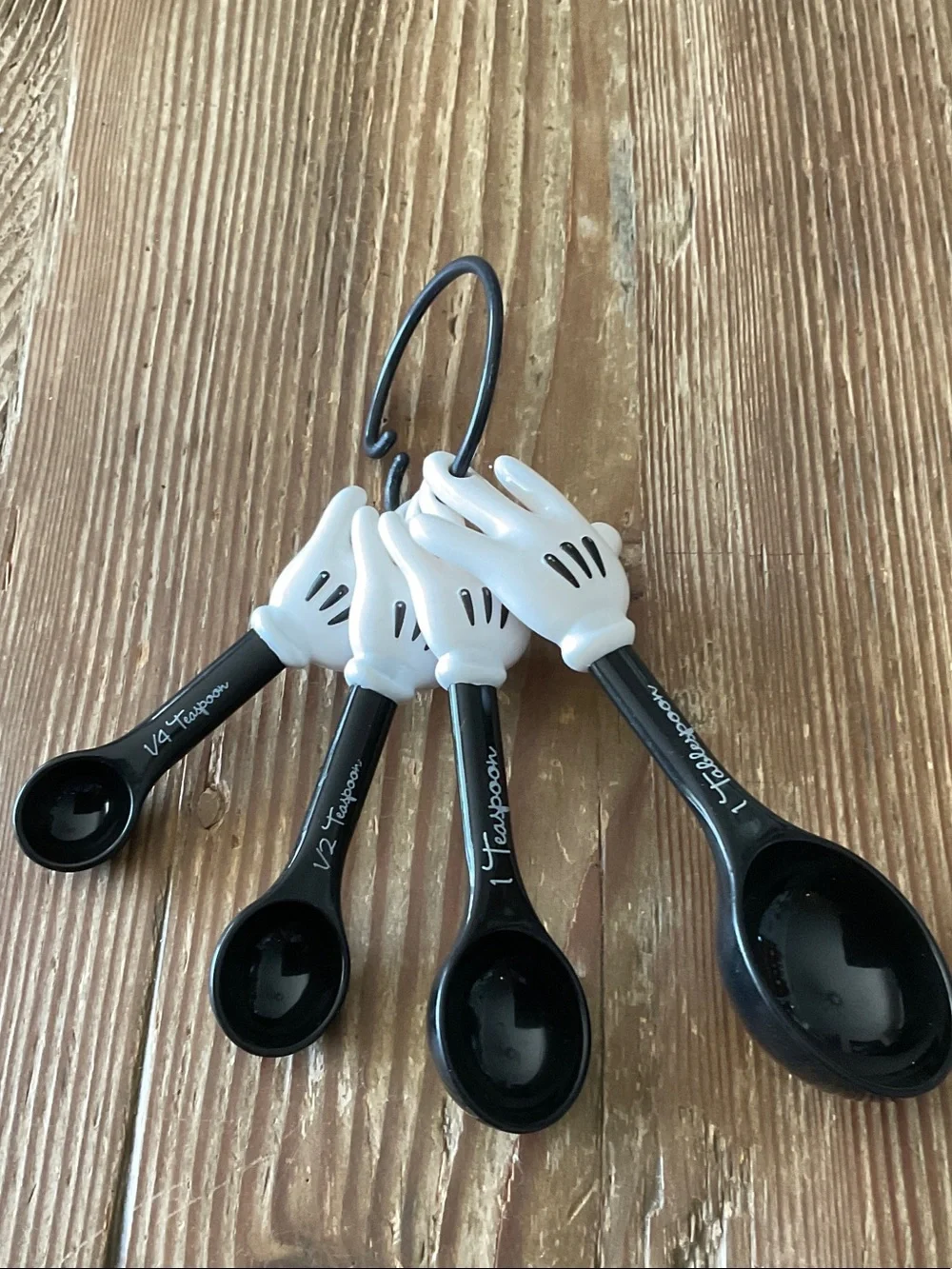 Disney Black and White Mickey Glove Measuring Spoon Set with Ring